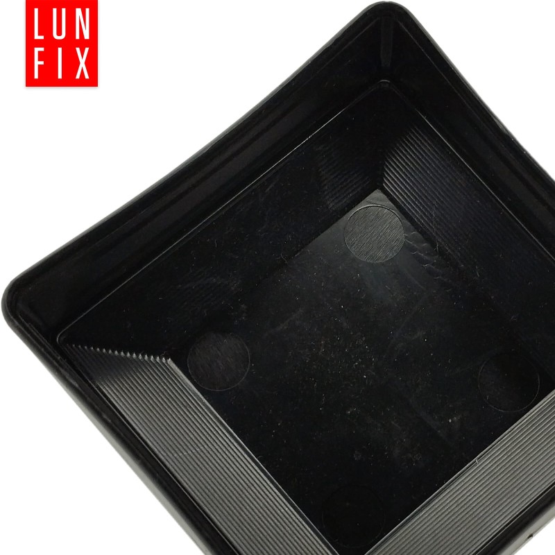 Nasadka na słupek 70x70 mm czarna daszek 1szt.