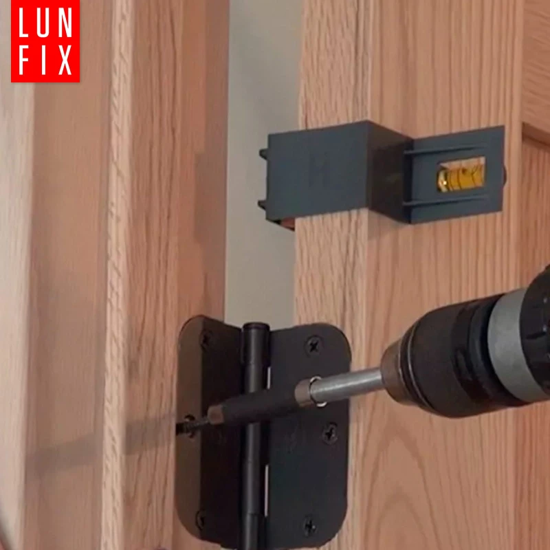 Wkręty uniwersalne 4,5x45 hartowane ocynkowane na czarno 20szt
