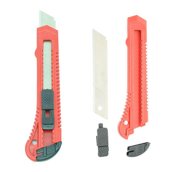 Nóż z ostrzem łamanym tapeciak 18mm