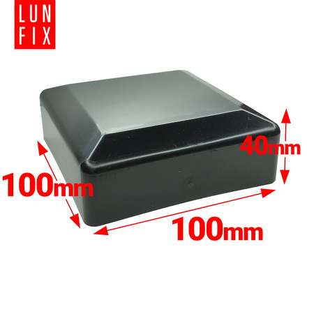 Nasadka na słupek 100x100 mm czarna daszek 1szt.