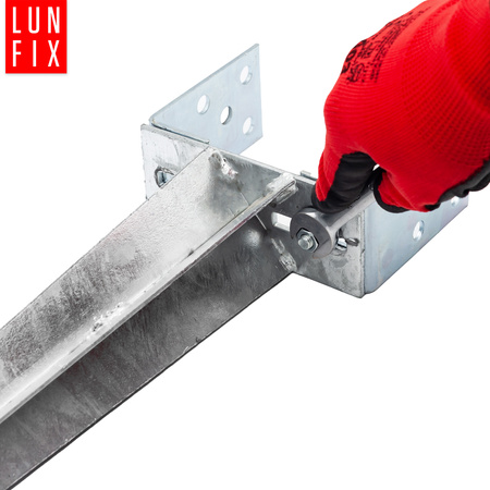 Zestaw podstawa słupa wbijana regulowana + wkręty