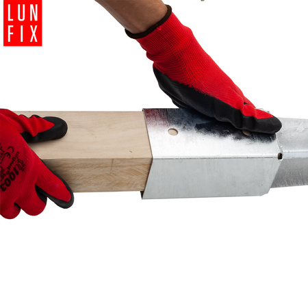 Zestaw podstawa słupa wbijana 4,5 cm + wkręty