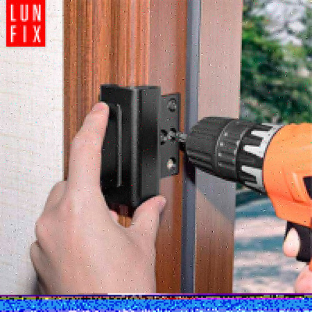 Wkręty uniwersalne 4x20 hartowane ocynkowane na czarno 1kg