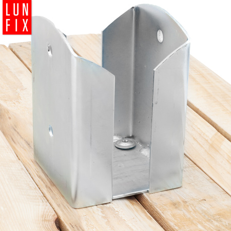 Podstawa słupa przykręcana 141x200x3 kotwa