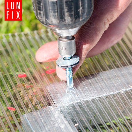 Poliwęglan komorowy 10mm płyta bezbarwna 105x200cm