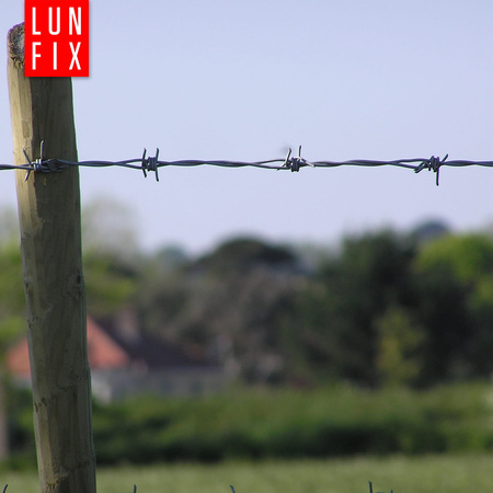 Drut kolczasty w rolce 50m fi 1,5mm dwużyłowy